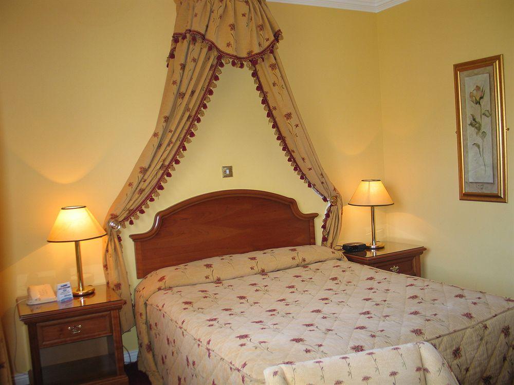 Old Weir Lodge Killarney Extérieur photo
